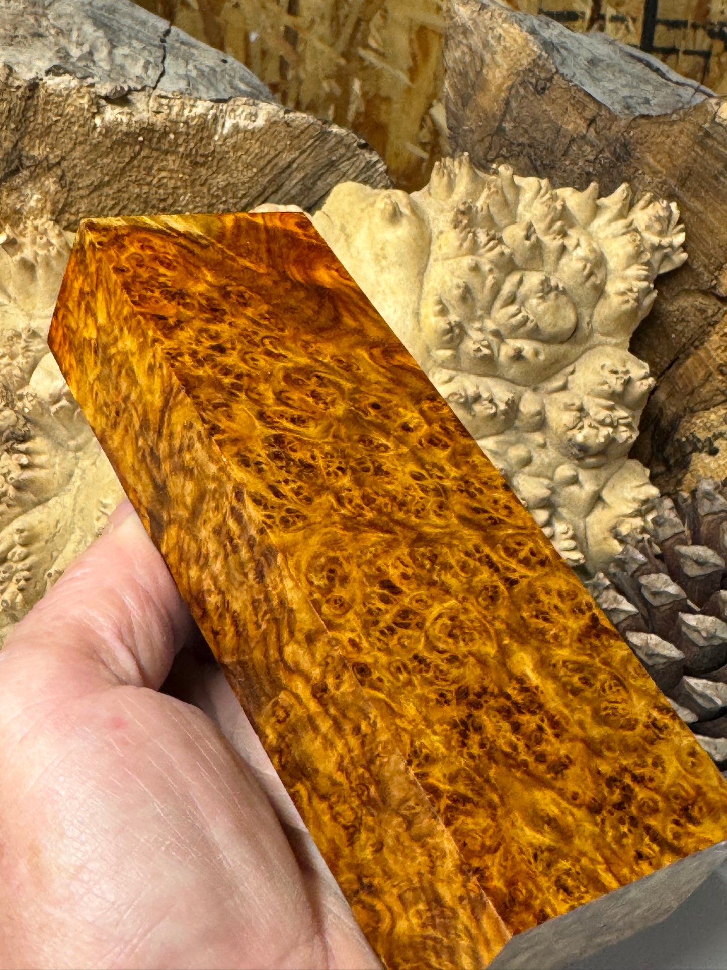 AB1  K&G Stabilized Amboyna Burl Knife/ Block 1911 Grips Natural Burl